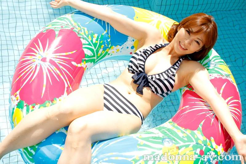 瞳リョウ come back 12年ぶり…伝説の裸身―。の画像